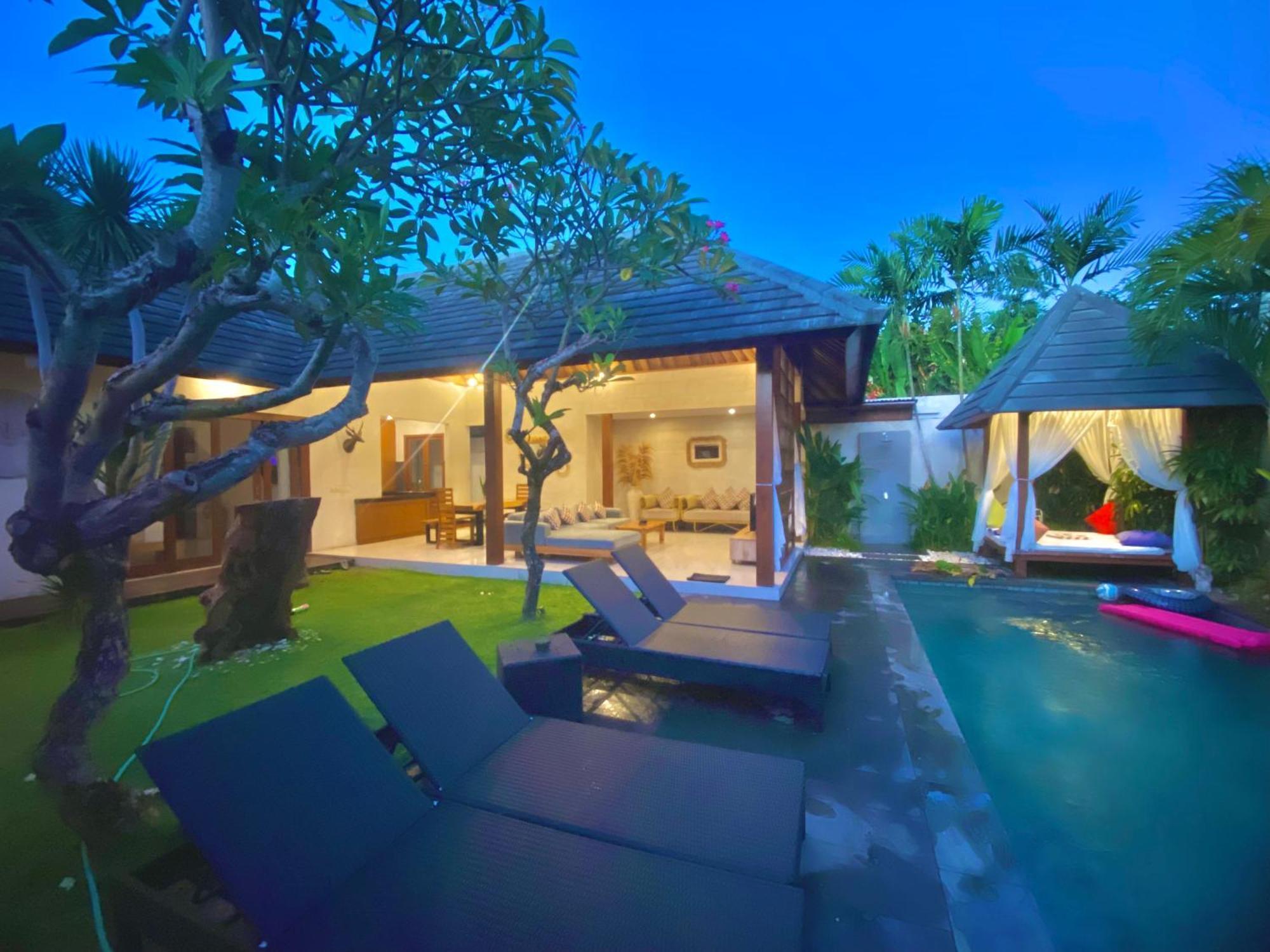 Nil Villa Seminyak Luaran gambar